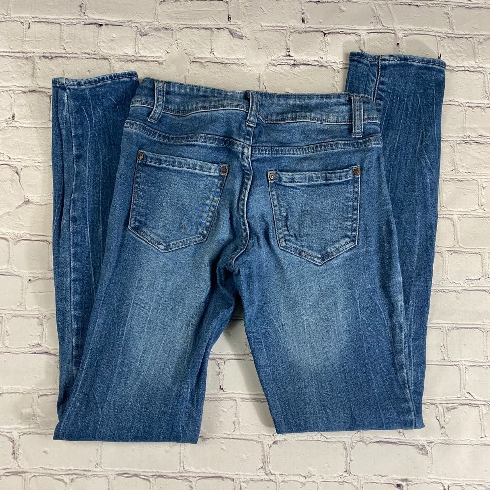Delia*s Taylor Destructed Skinny Jeans - Picture 9 of 9